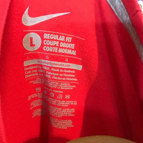 Nike Cincinnati Reds Custom Cut and Cropped Tee - Picture 4 of 4